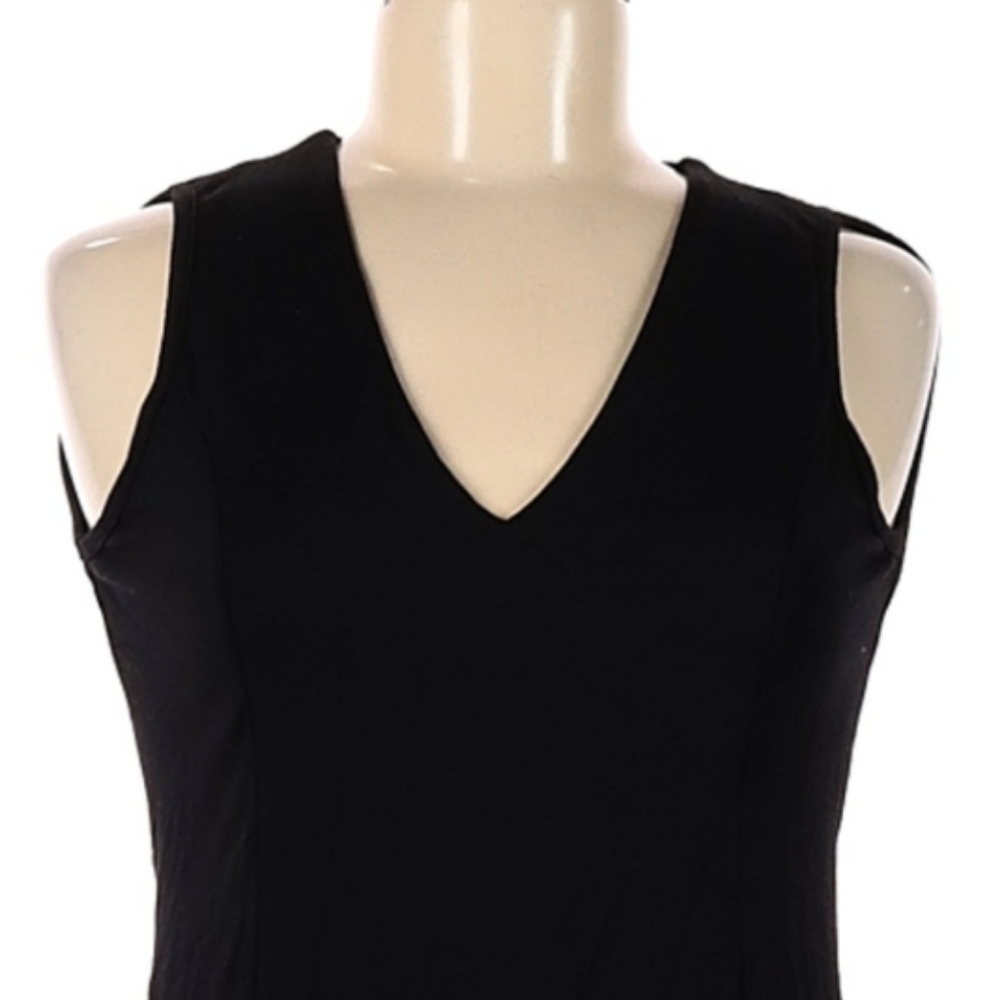 Sady & Lu Black Sleeveless Top Size M‎ Open Back Sexy Classic V-Neck - Picture 4 of 9